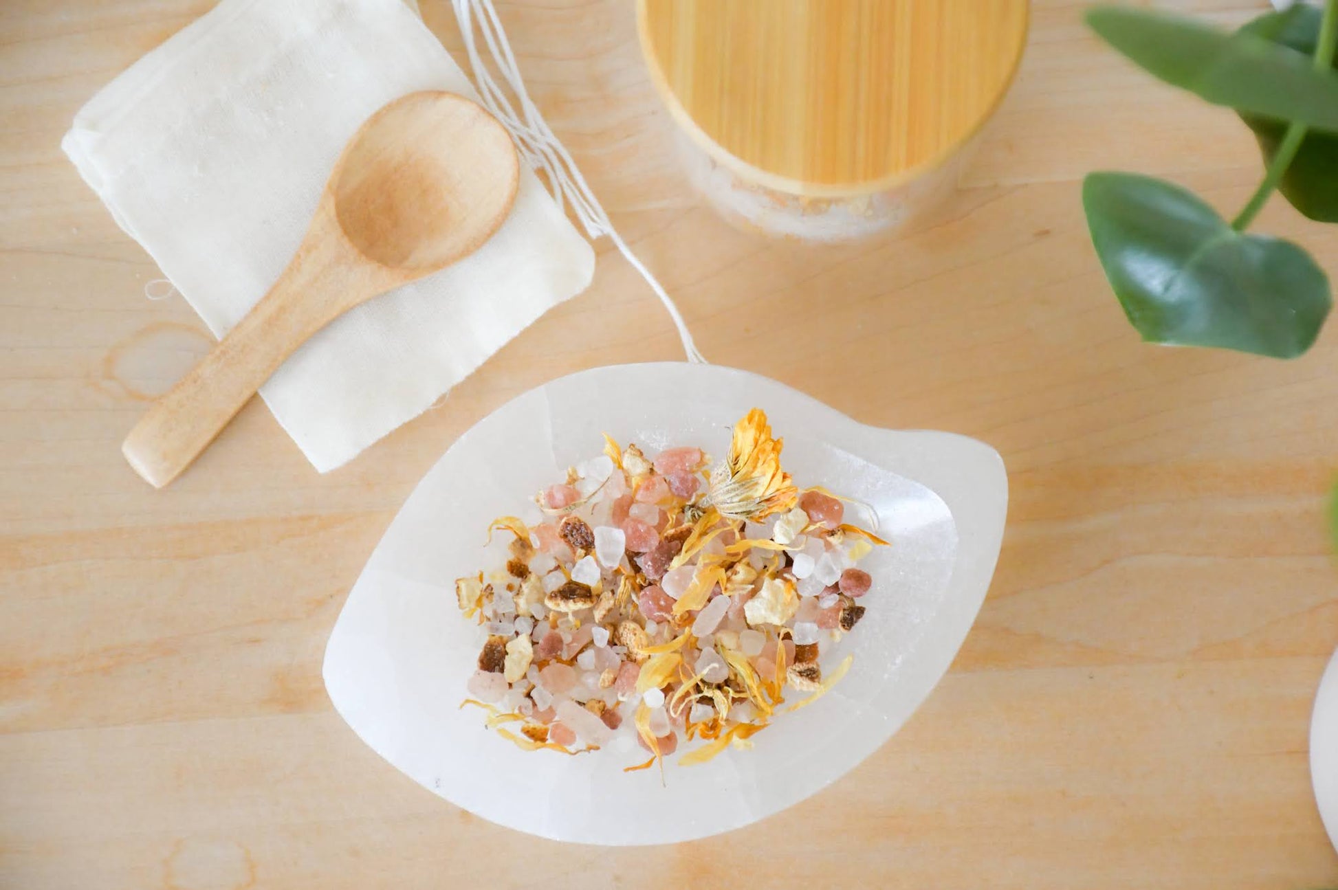 Jasmine & Sandalwood Bath Tea - My Store 3