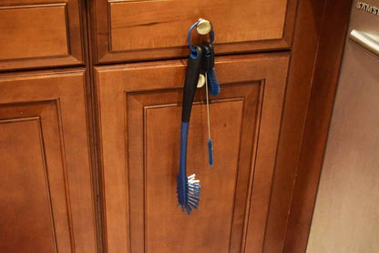 The Coldest Water Bottle Brush: 3 Tools in 1 - My Store 3